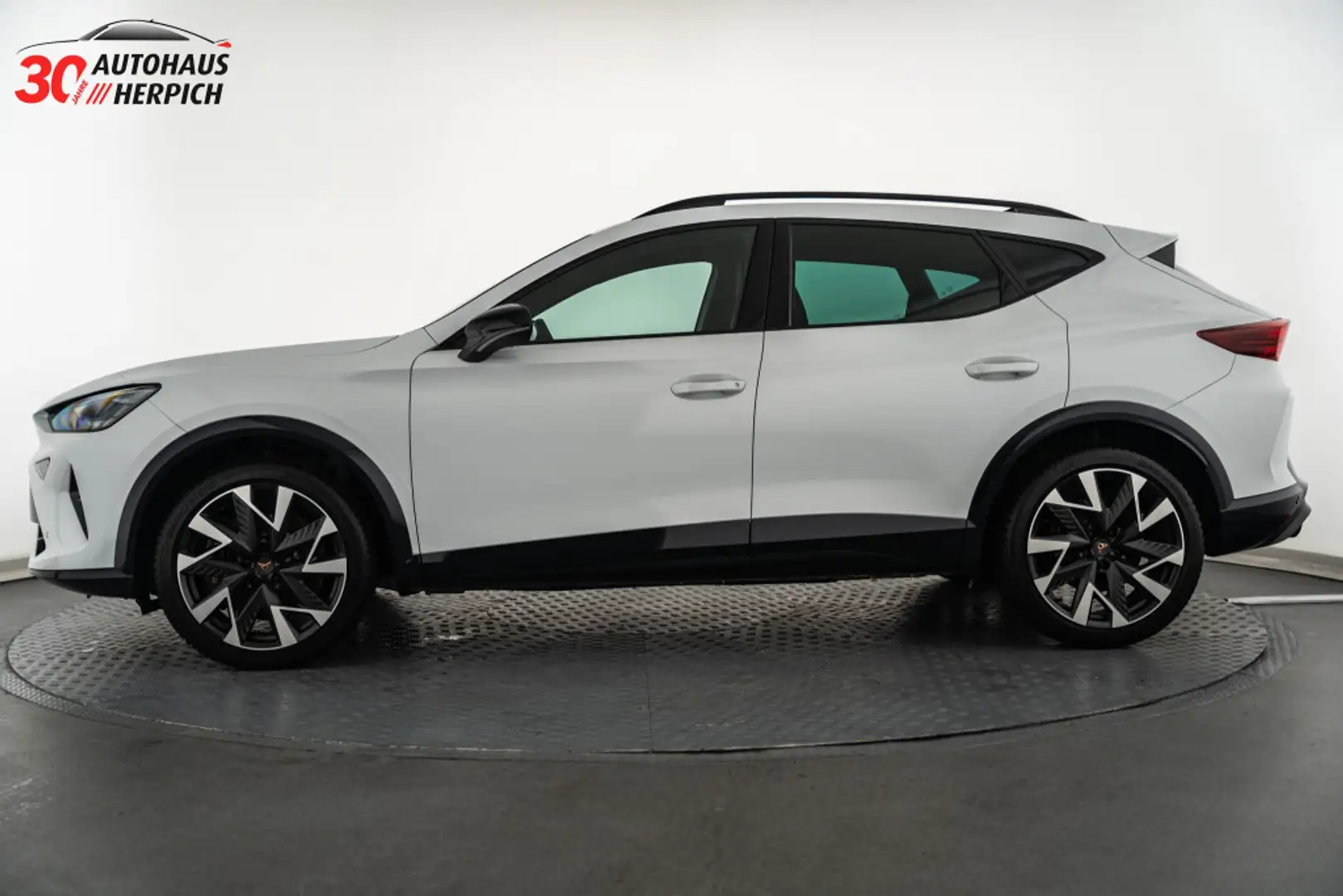 CUPRA Formentor VZ 2.0 TSI ACC SHZ RFK 4DR DAB LED AHK Blanc - 2