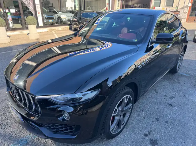 Maserati Levante 3.0 V6 Granlusso 250cv auto my19+interno Cartier