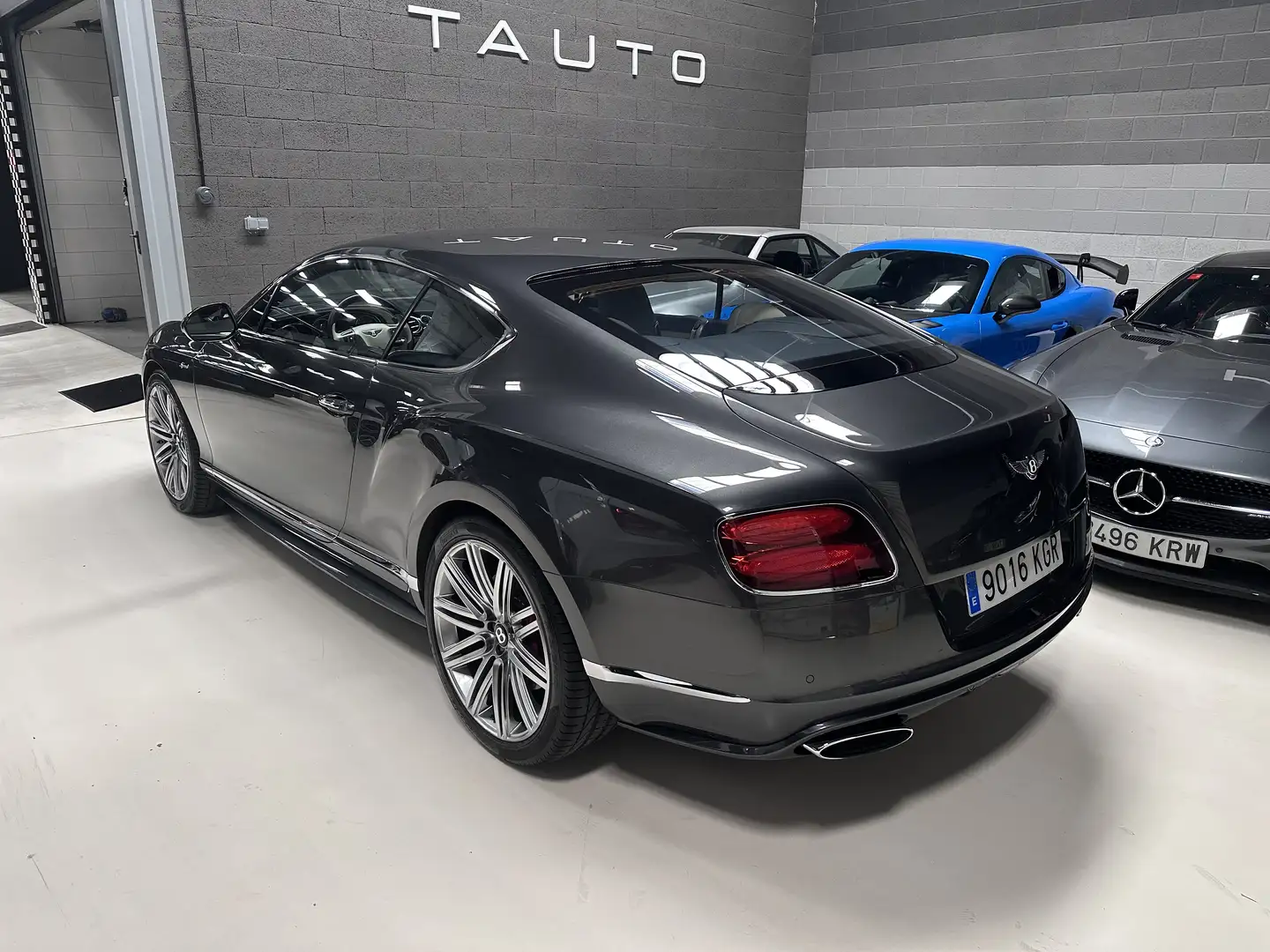 Bentley Continental GT Speed 6.0, W12, 635 CV Gris - 2
