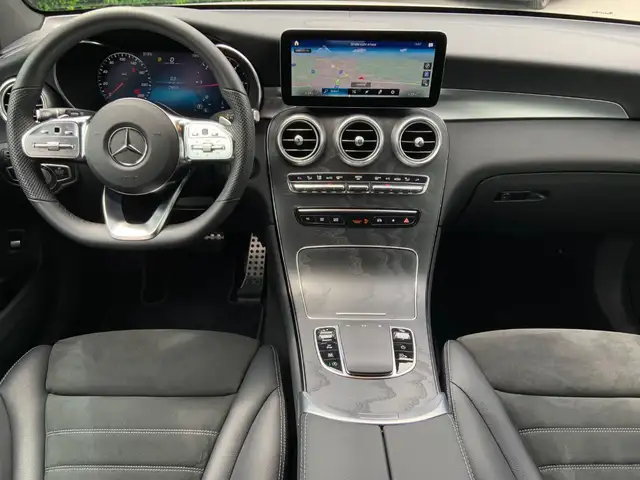 Mercedes-Benz GLC 220 d 4MATIC Shz Distr Ambi eHeck AMG PTS Ansicht 10
