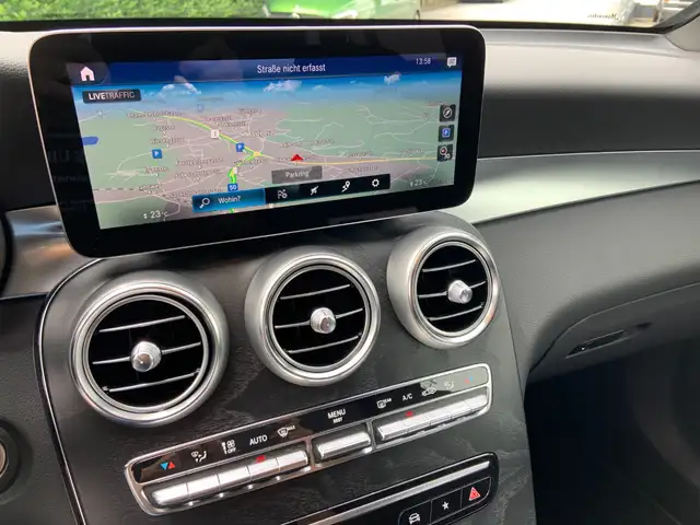 Mercedes-Benz GLC 220 d 4MATIC Shz Distr Ambi eHeck AMG PTS Ansicht 14