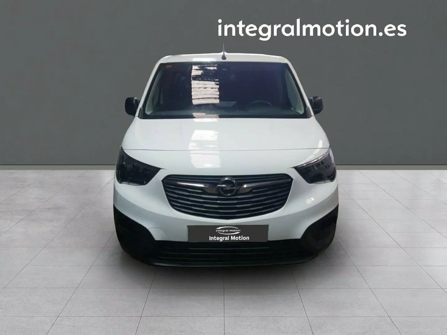 Opel Combo 1.5 TURBO L2H1 Blanco - 2