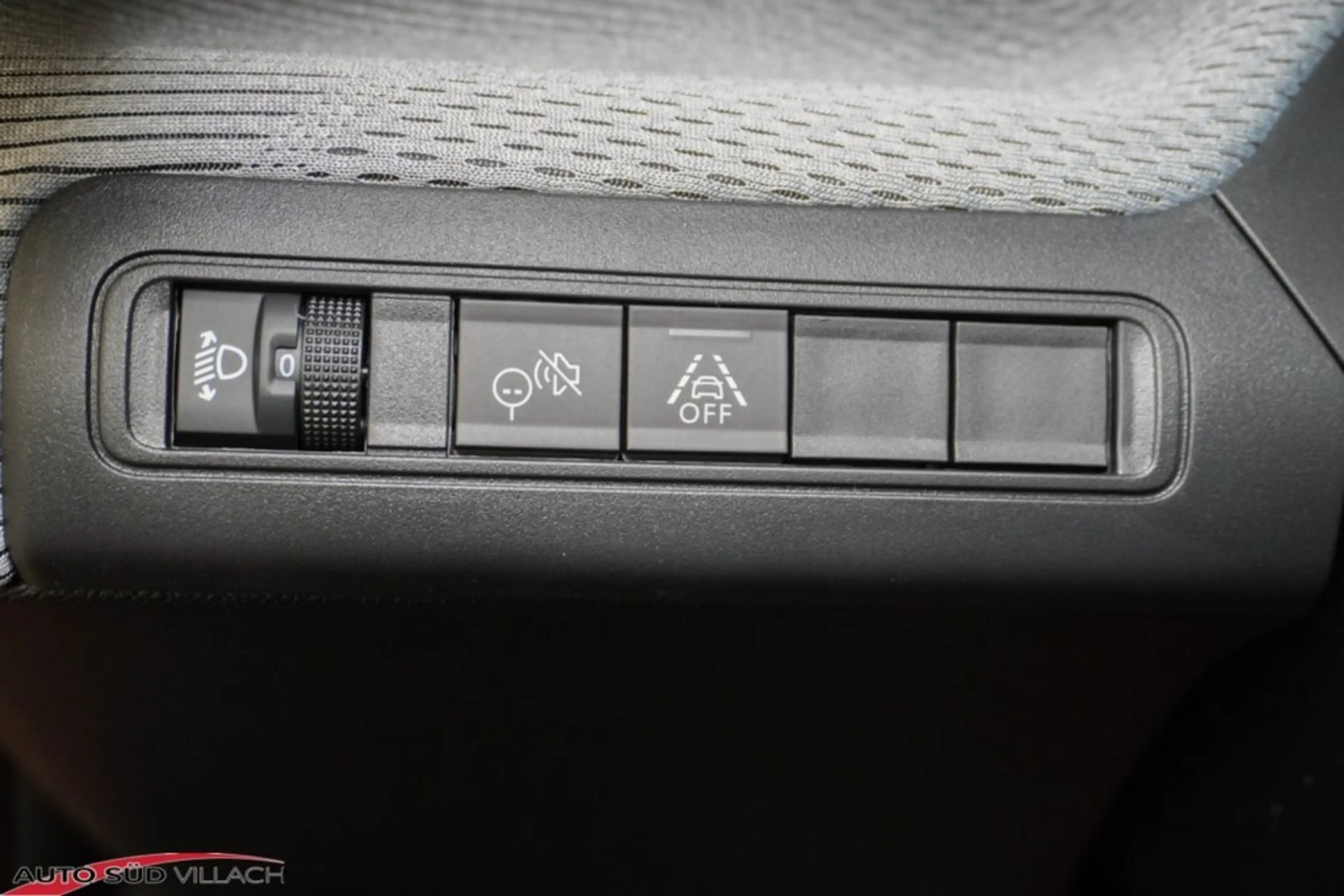 Citroen C3 Hybrid 110PS Automatik MAX — photo 15