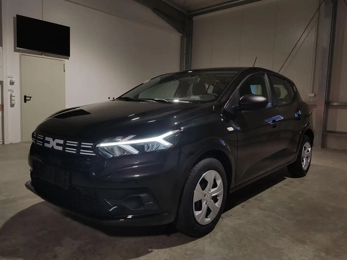 Dacia Sandero Essential TCe 90 PS Klima-DAB-LED-Tempomat-Limi... Schwarz - 1