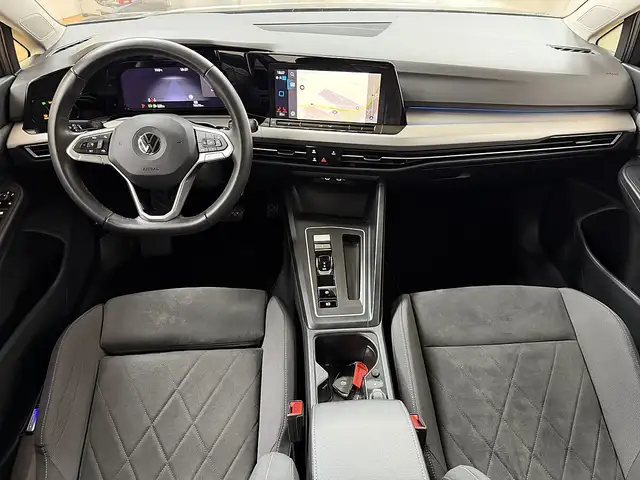 Volkswagen Golf view 9