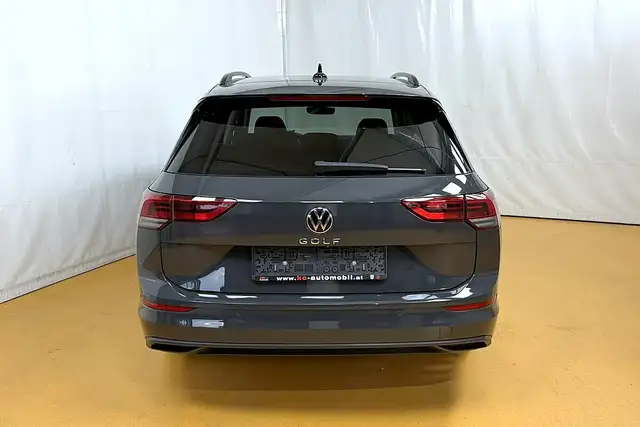 Volkswagen Golf view 12