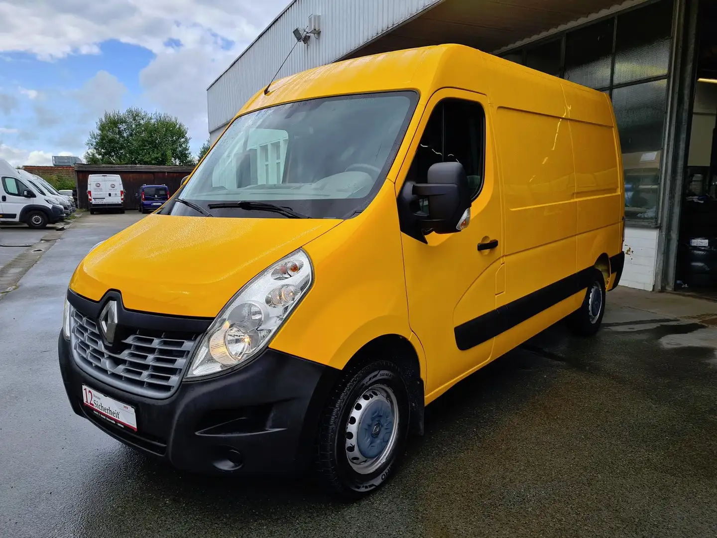 Renault Master Master Kasten L2H2 2,3 dCi 130 Anhängerkupplung Orange - 2