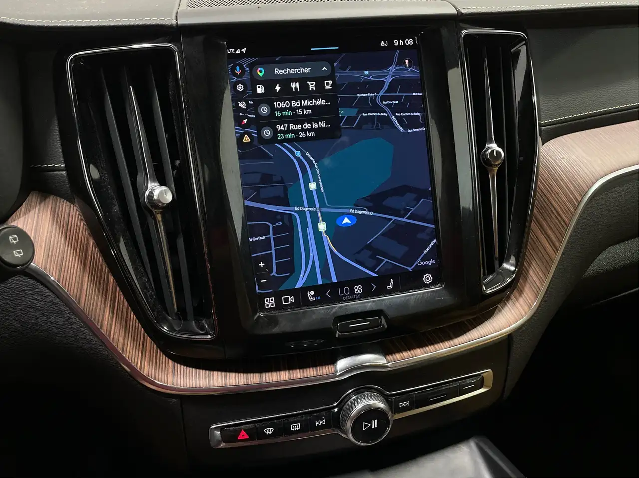 Volvo XC60 снимка Volvo XC60