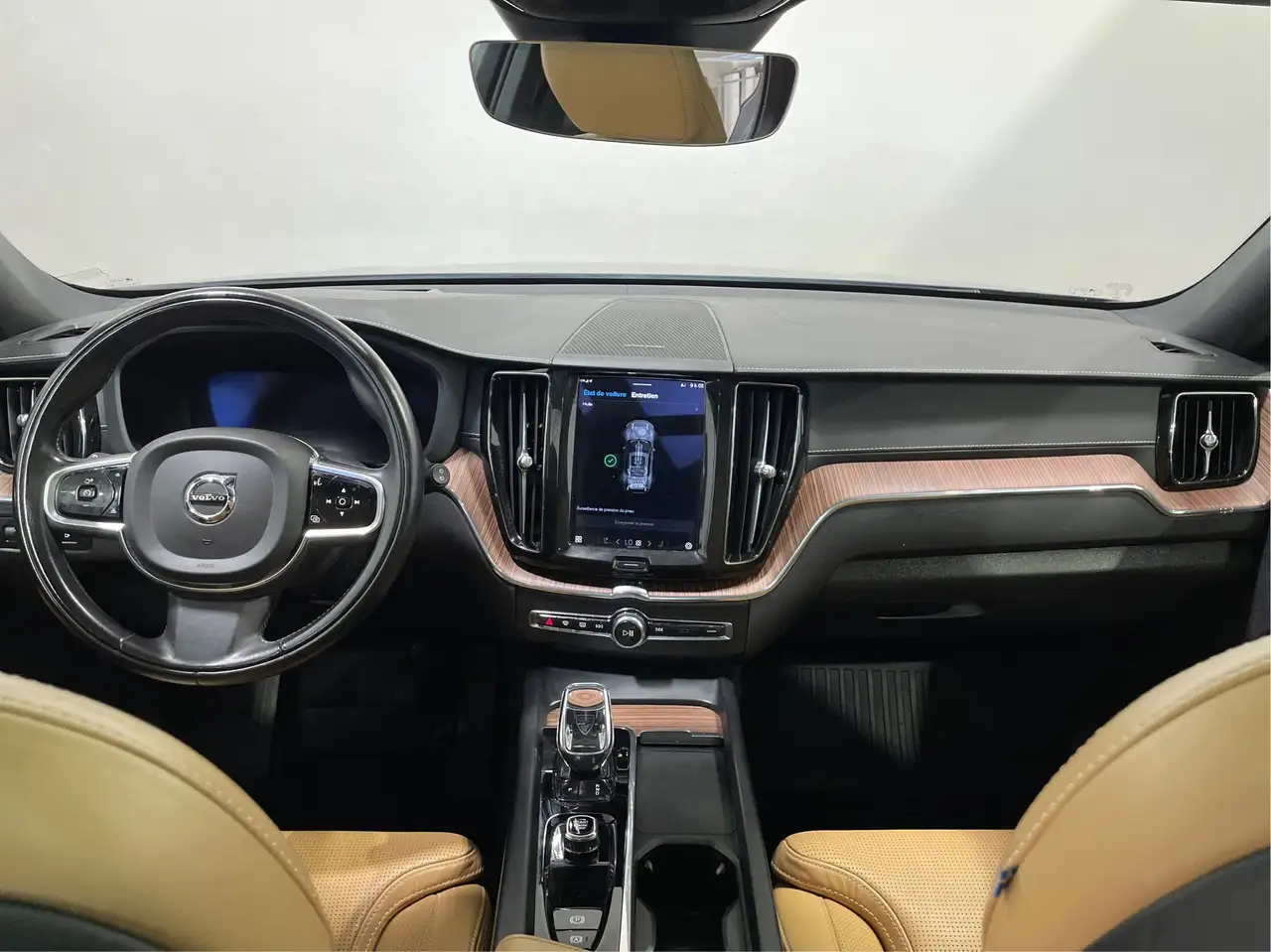 Volvo XC60 снимка Volvo XC60