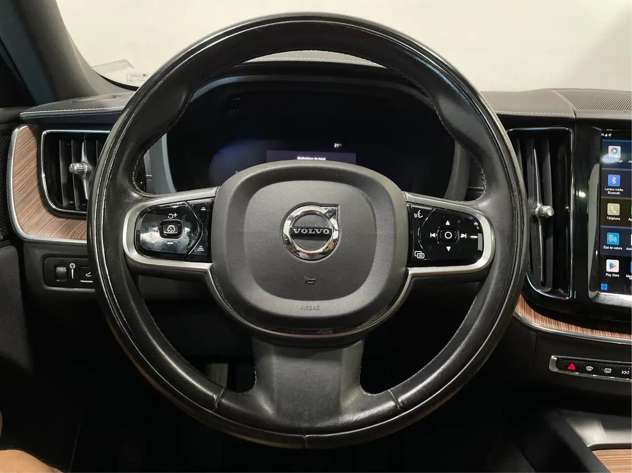 Volvo XC60 снимка Volvo XC60