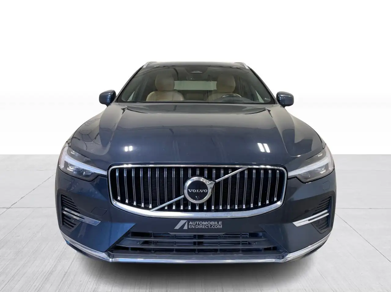 Volvo XC60 снимка Volvo XC60