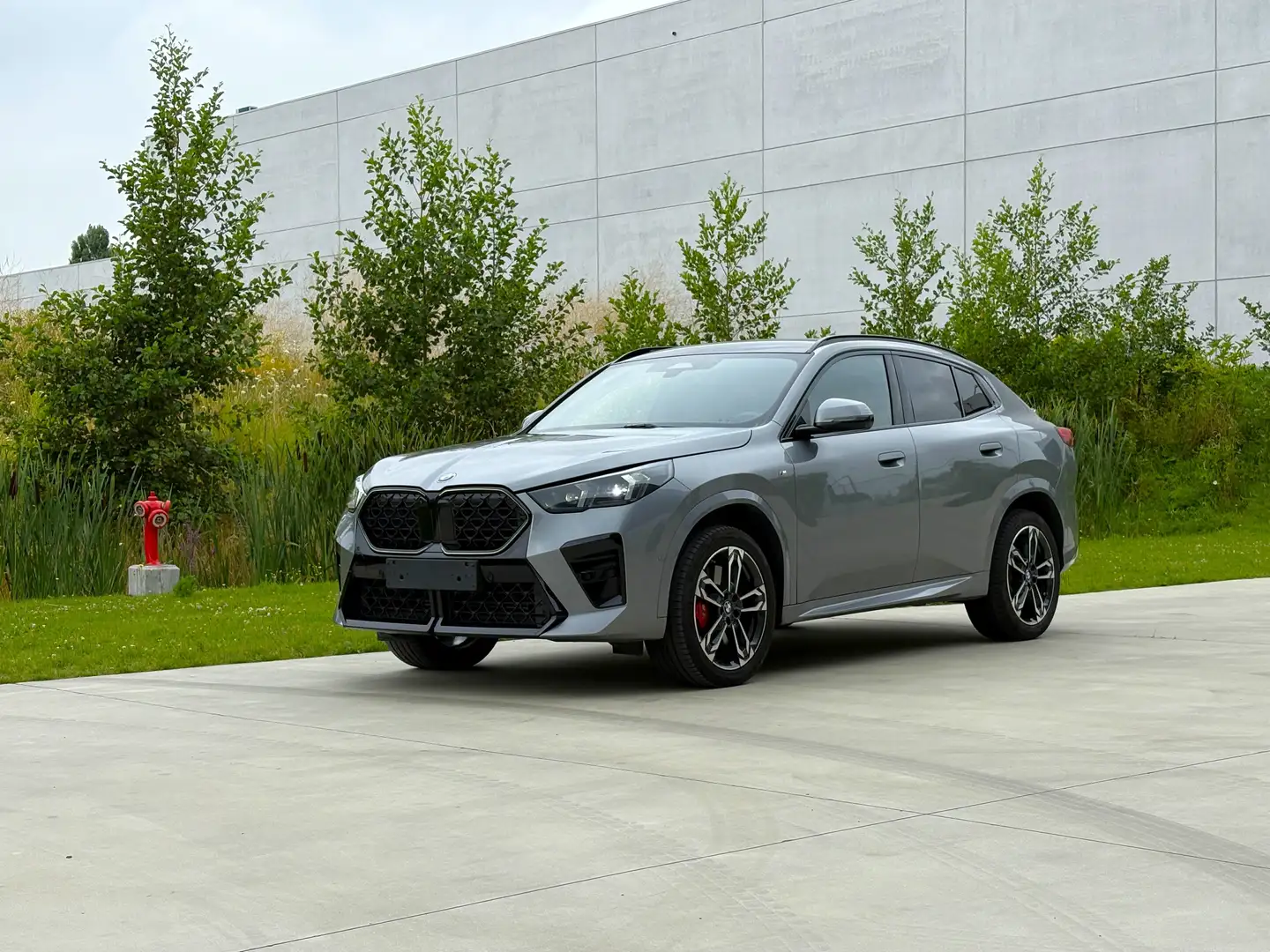 BMW X2 sDrive20i M pakket PRO headup 19" apple kamera Gris - 1