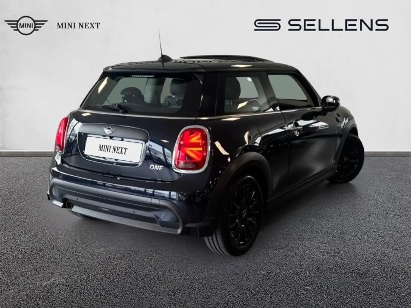 MINI One One 102ch Edition Camden BVA7 Noir - 2