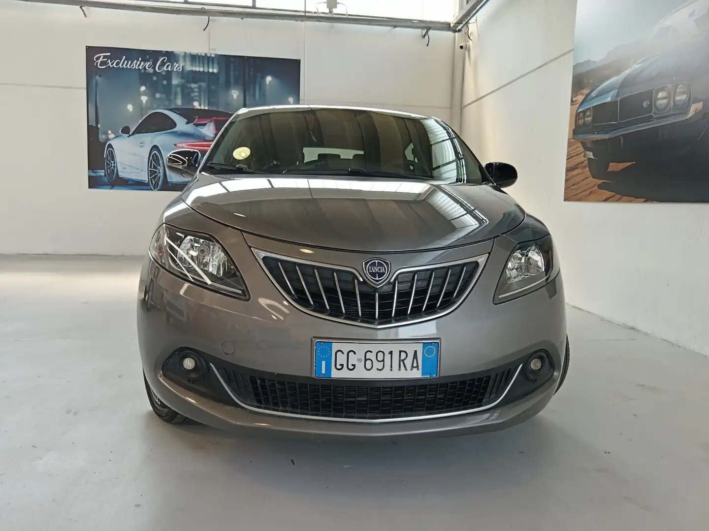Lancia Ypsilon 1.0 firefly hybrid Gold ecochic PREZZO REALE Gris - 2