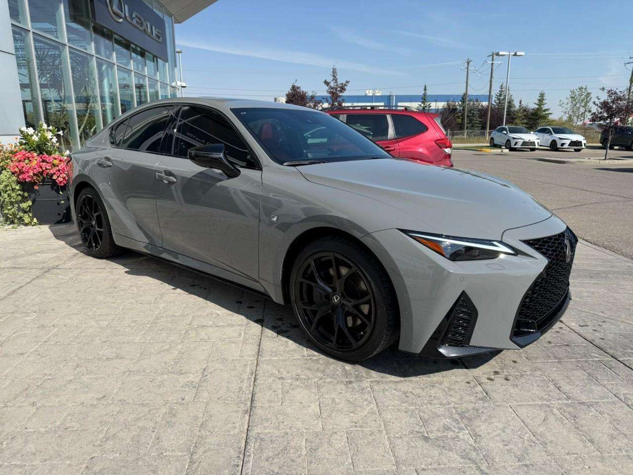 2025 Lexus IS F SPORT 3 / NO ACCIDENT / LOW MILEAGE — снимка 1