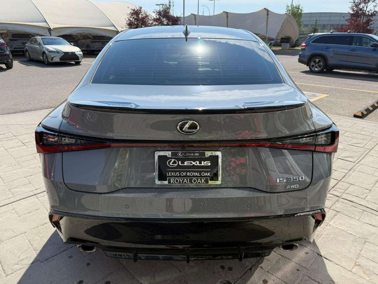 2025 Lexus IS F SPORT 3 / NO ACCIDENT / LOW MILEAGE — снимка 1