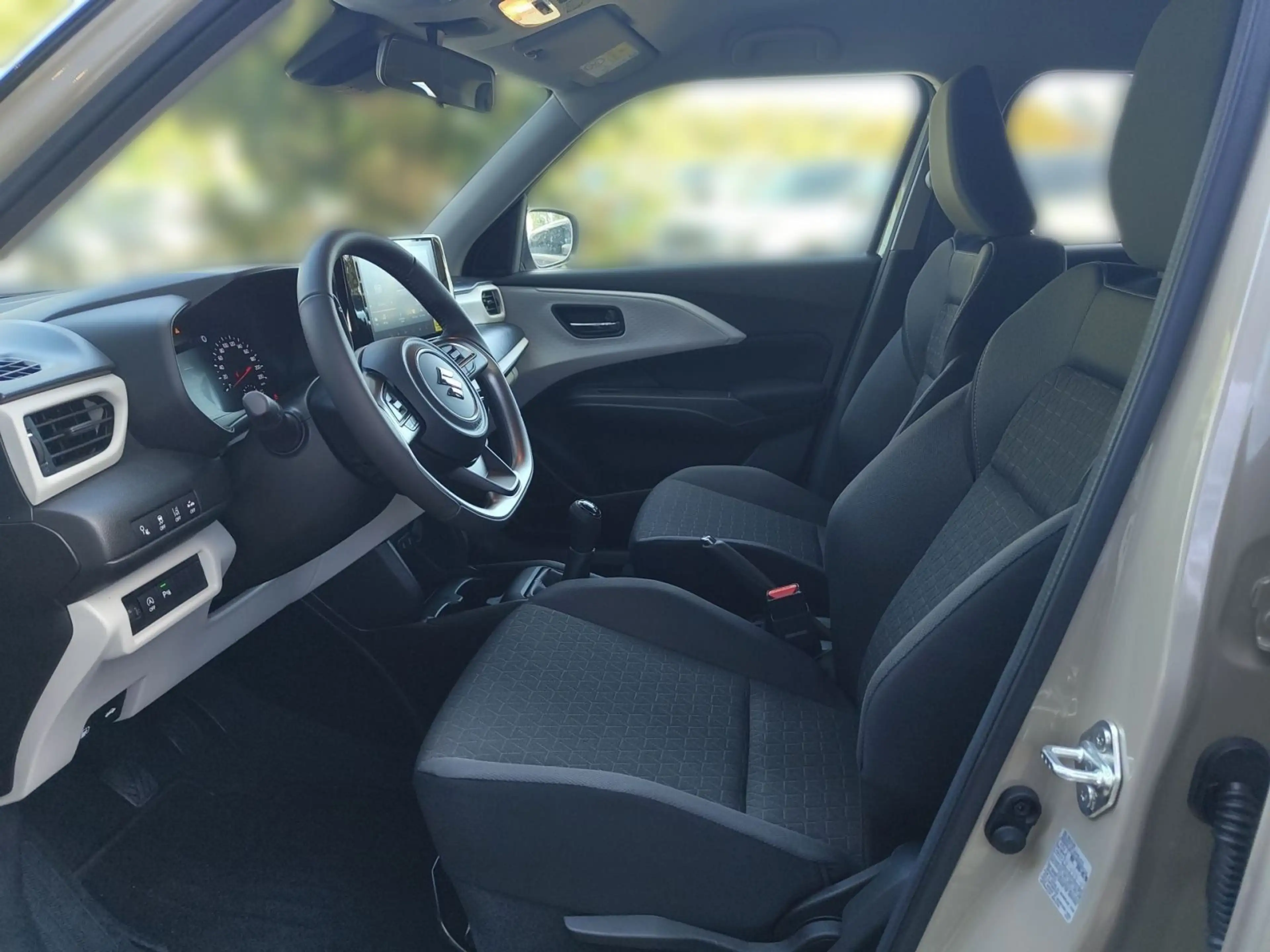 Suzuki Swift Comfort HYBRID LED+ACC+NAVI+KAMERA+SITZHZ+ — photo 7
