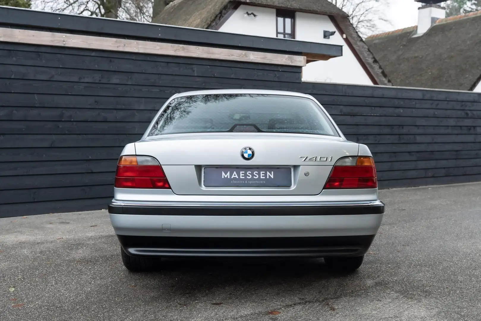 BMW 740 E38 4.4 M62 25k KM - Nieuwstaat Ezüst - 2