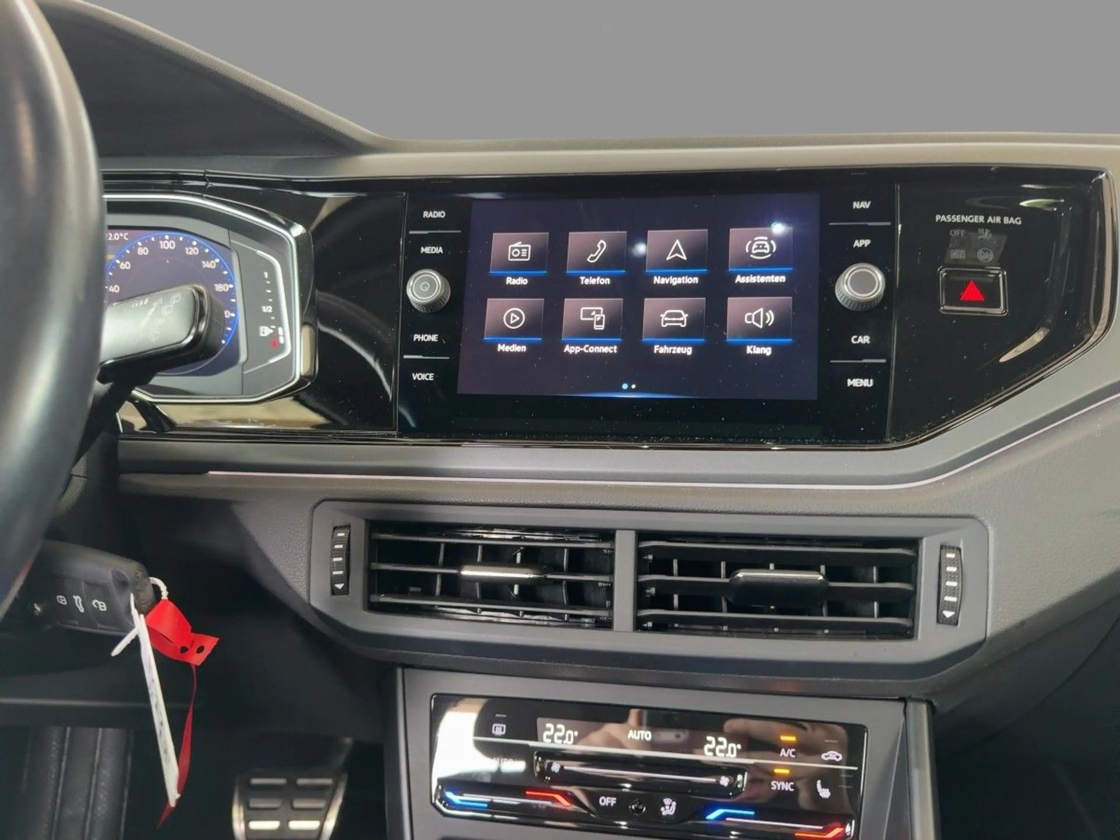 Volkswagen Polo R-Line 1.0 TSI DSG Navi Kamera ACC LED SHZ — photo 10