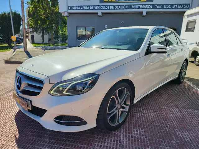 Mercedes-Benz E 220 BT Avantgarde 9G-Tronic