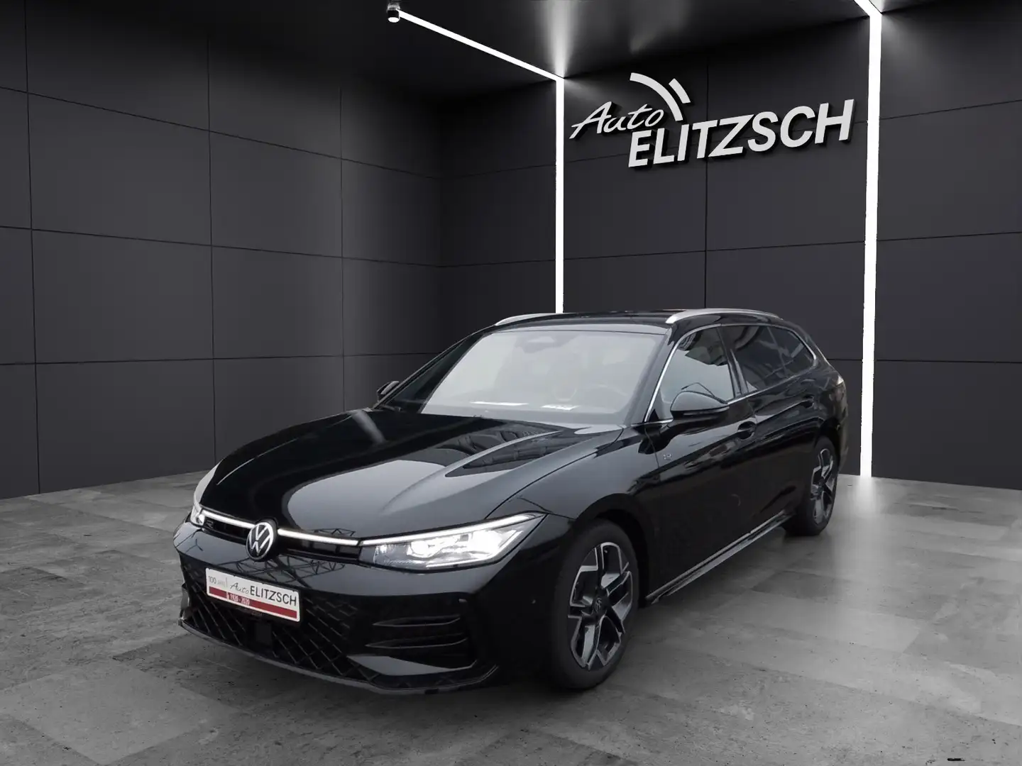 Volkswagen Passat TDI DSG R-Line MATRIX ACC AHK 18" AID NAVI Schwarz - 2