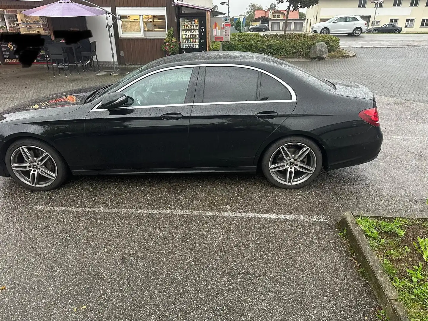 Mercedes-Benz E 200 E 200 (213.042) - 1