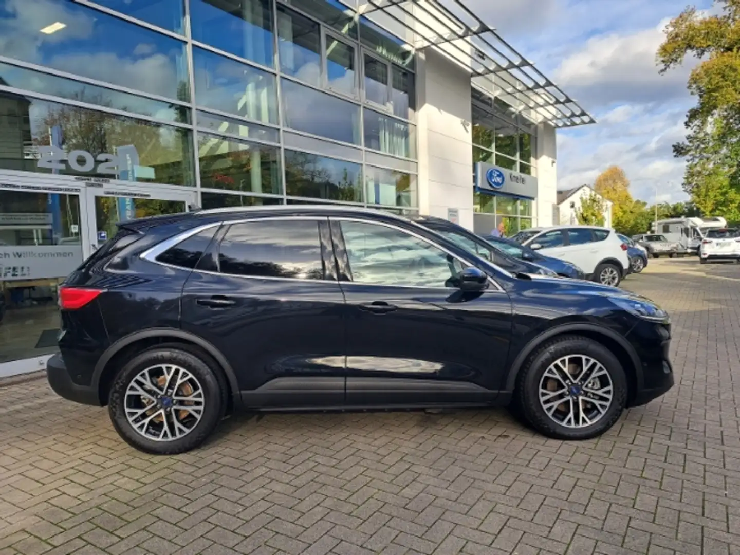 Ford Kuga Plug-In Hybrid Titanium 2.5 Duratec -PHEV Navi Sou Schwarz - 2