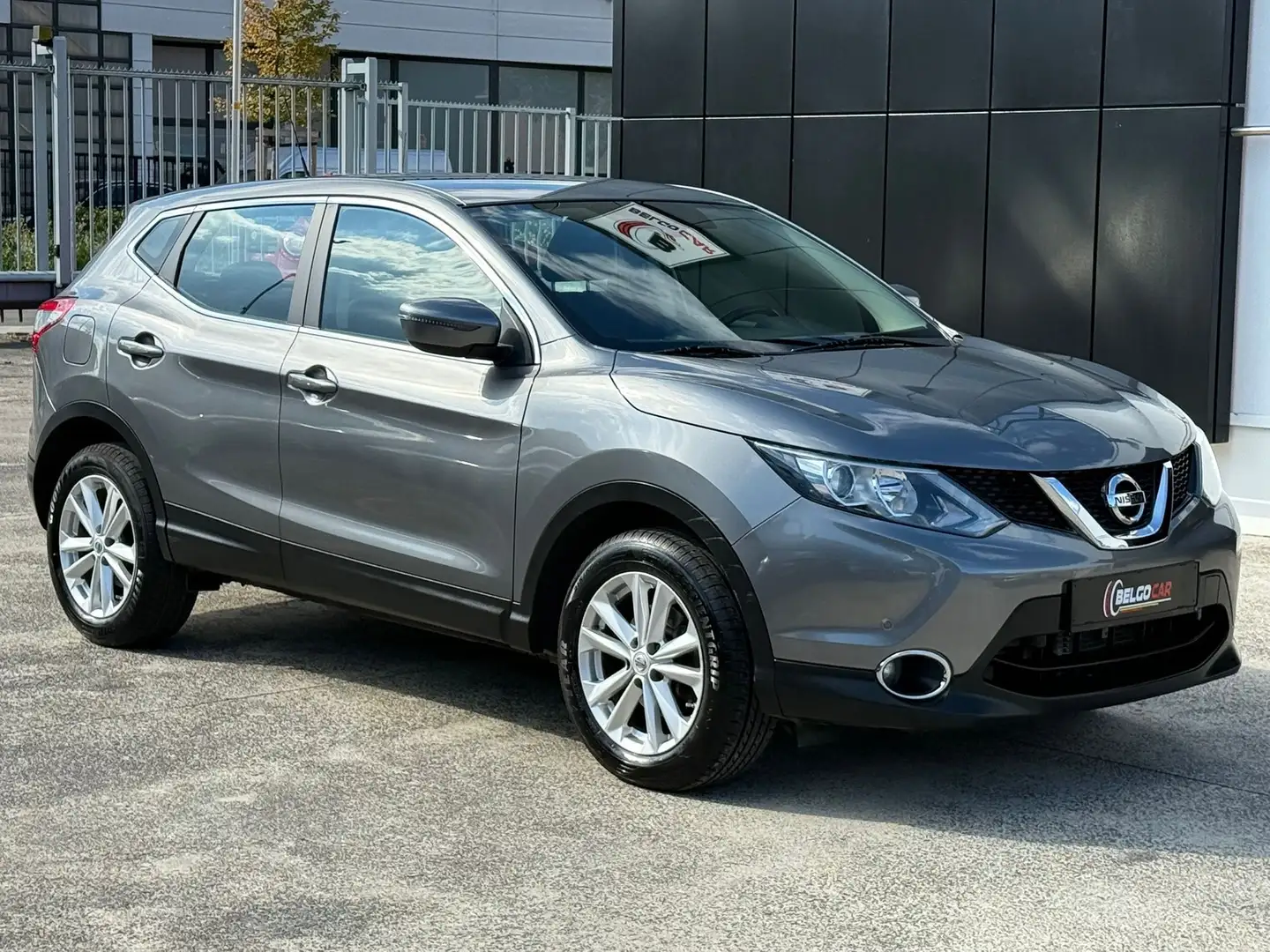 Nissan Qashqai 1.2 ESSENCE - AUTOMATIQUE - CONTRÔLE TECHN OK Gris - 1
