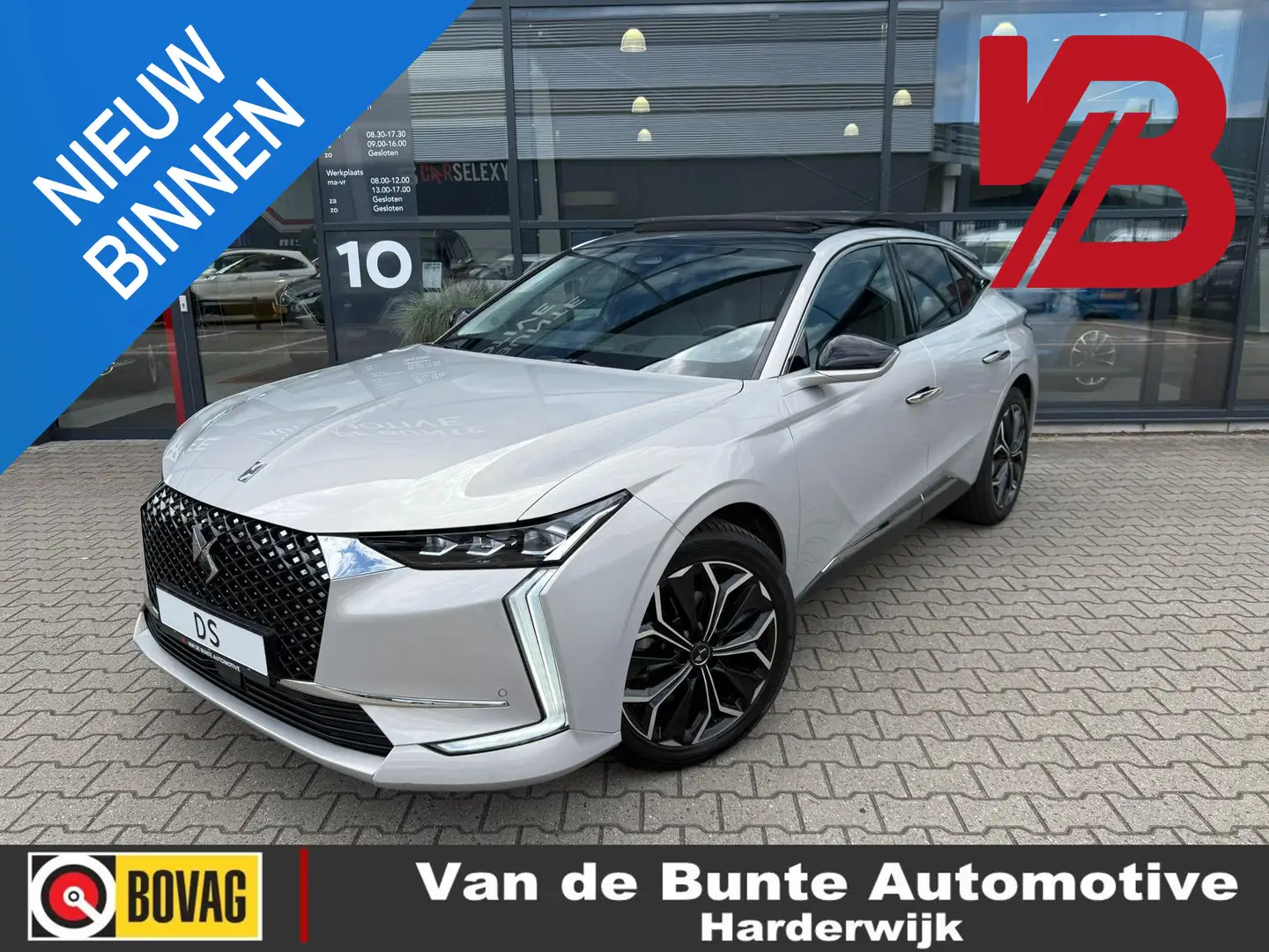 DS Automobiles DS 4 1.2 PureTech Rivoli *Trekhaak & Schuifdak* Zilver - 1