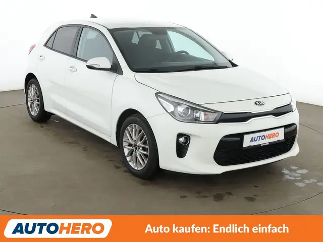 Kia Rio view 8