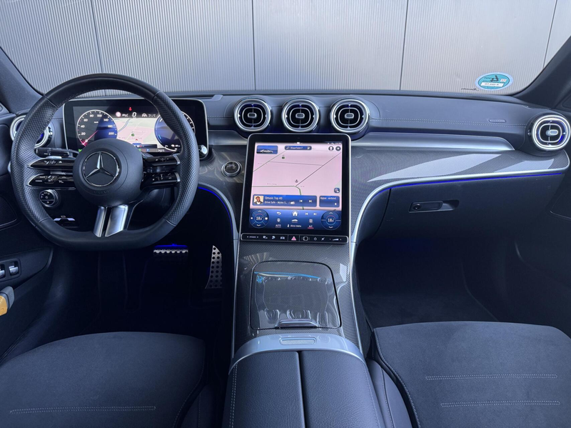Mercedes-Benz C 300 e AMG Line — photo 2