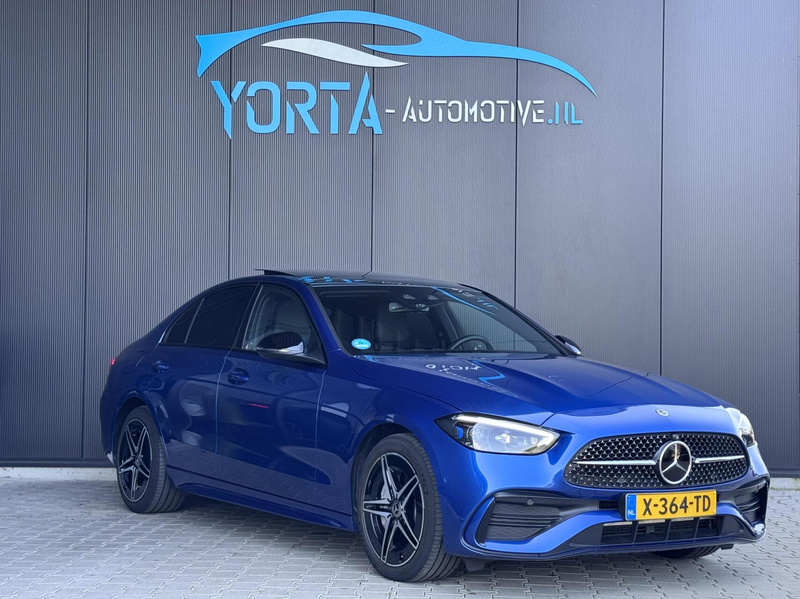 Mercedes-Benz C 300 e AMG Line — photo 7