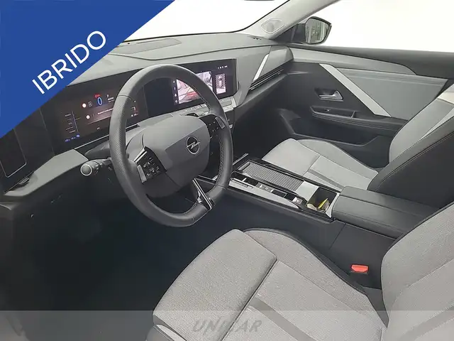 Opel Astra view 11
