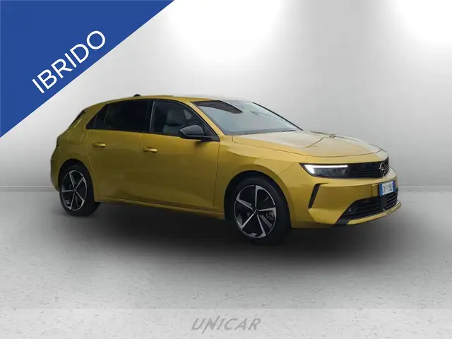 Opel Astra view 7