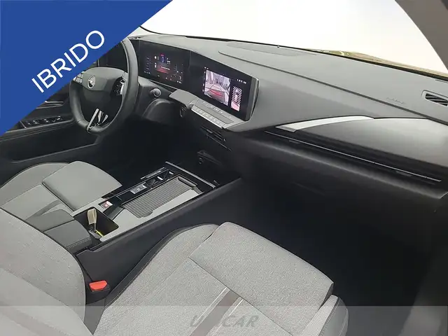 Opel Astra view 12