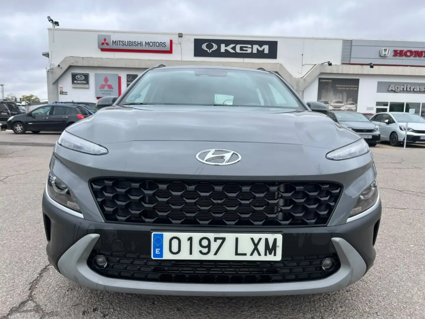 Hyundai KONA 1.0 TGDI 48V Maxx 4x2 Gris - 2