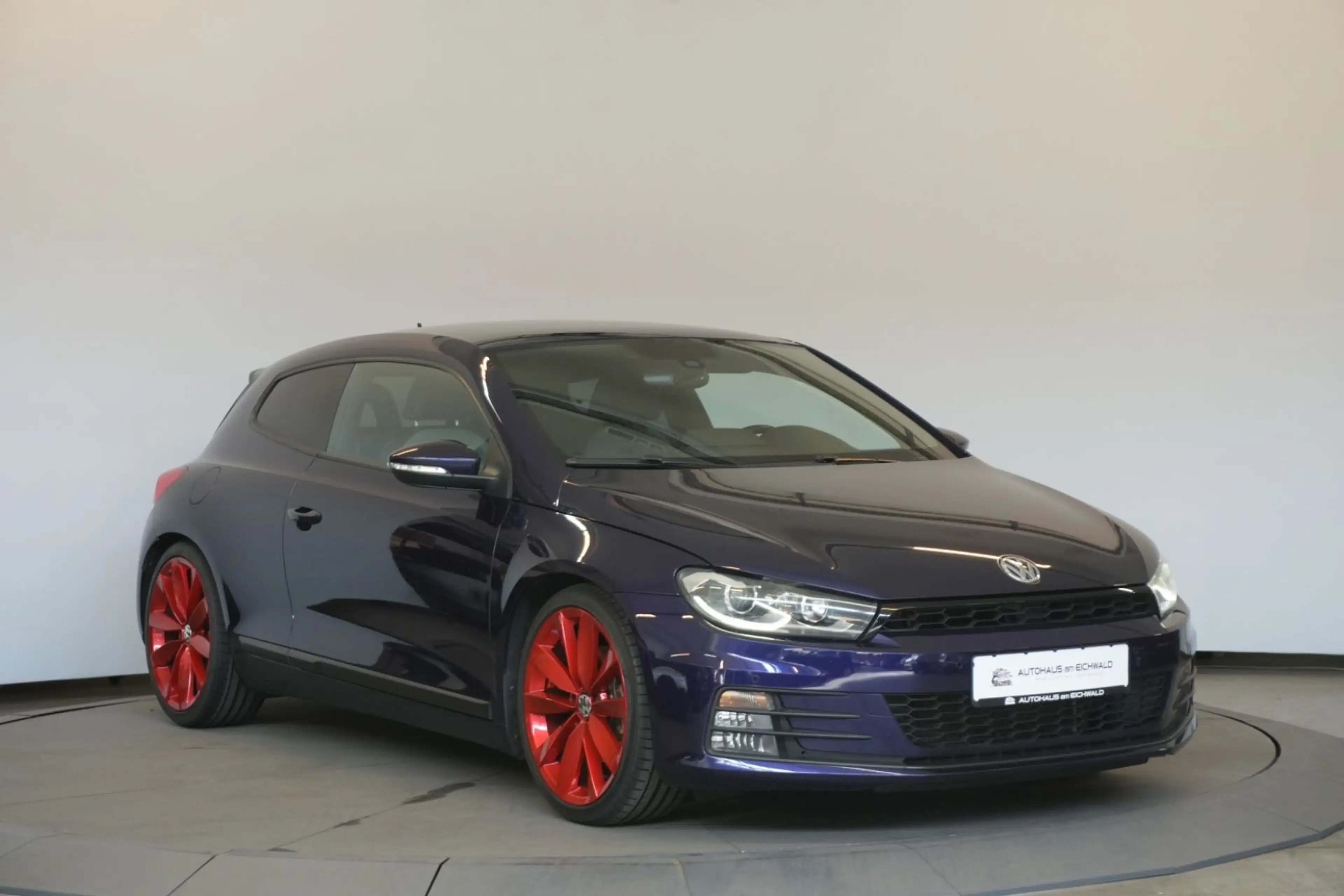 Volkswagen Scirocco 2.0 TSI BMT R-Line BiXenon PDC — photo 7