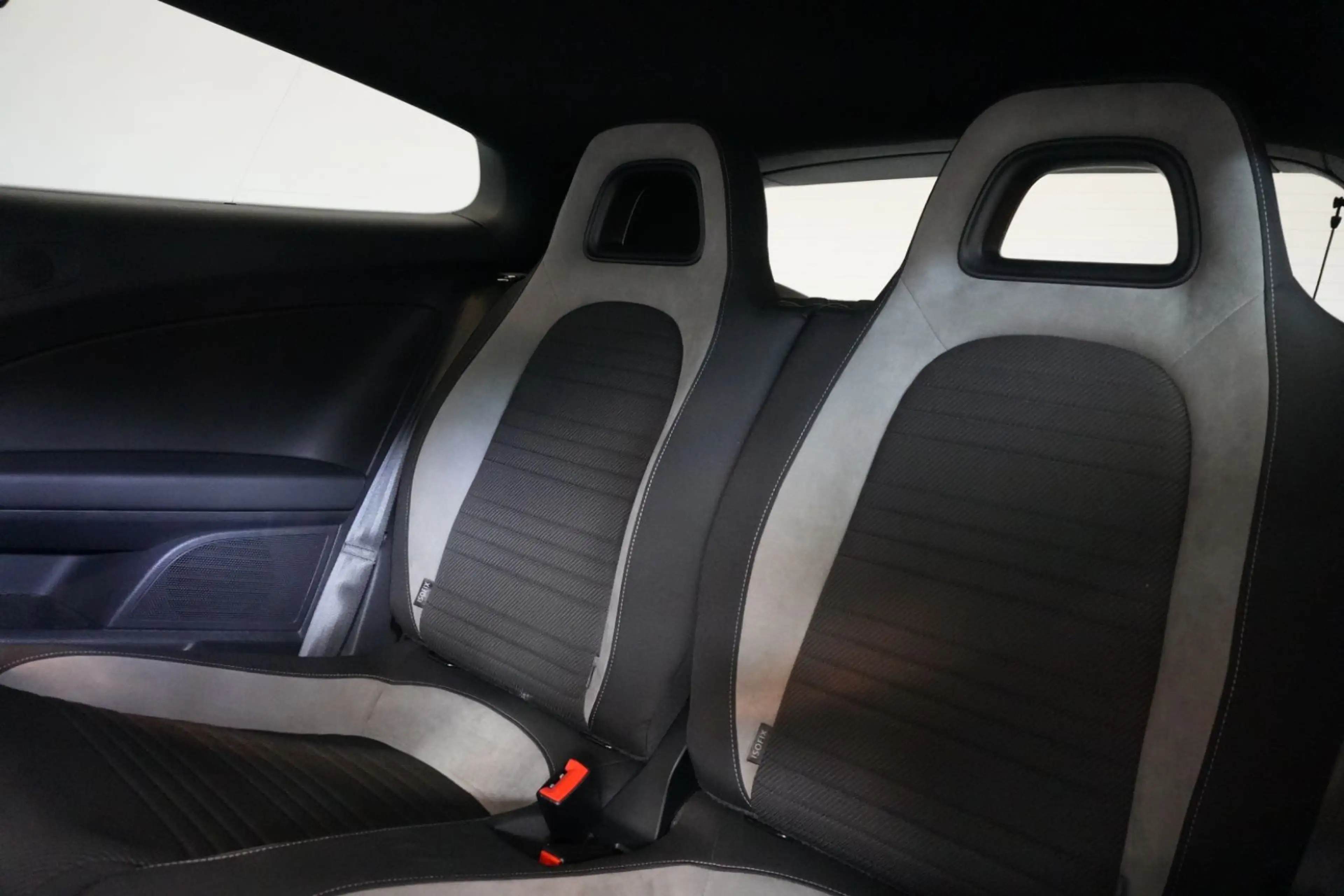 Volkswagen Scirocco 2.0 TSI BMT R-Line BiXenon PDC — photo 12