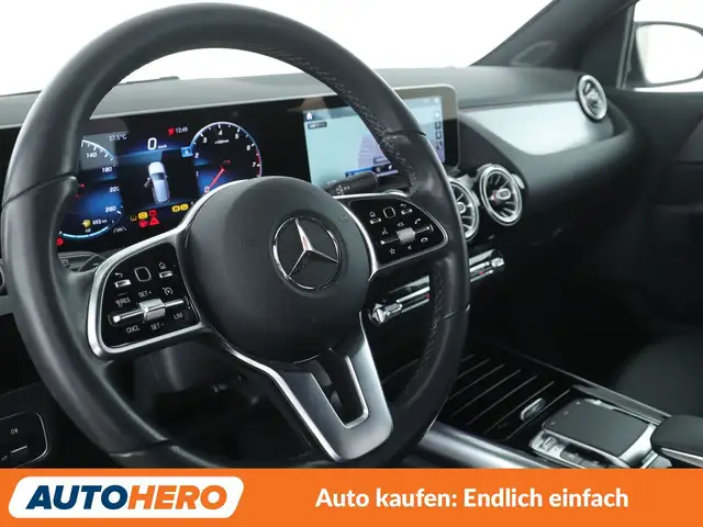 Mercedes-Benz B Class view 11