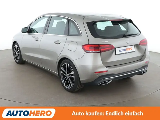 Mercedes-Benz B Class view 4