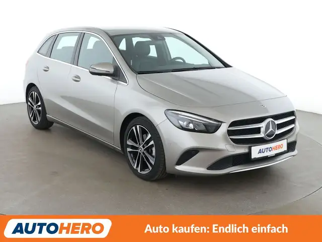 Mercedes-Benz B Class view 8