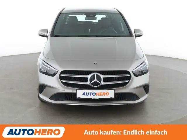 Mercedes-Benz B Class view 9