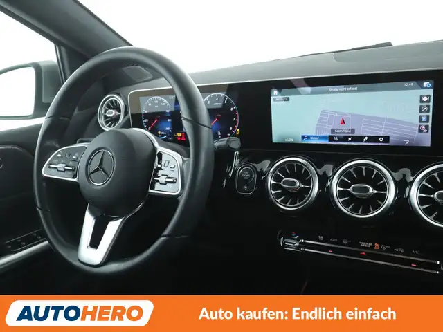 Mercedes-Benz B Class view 13