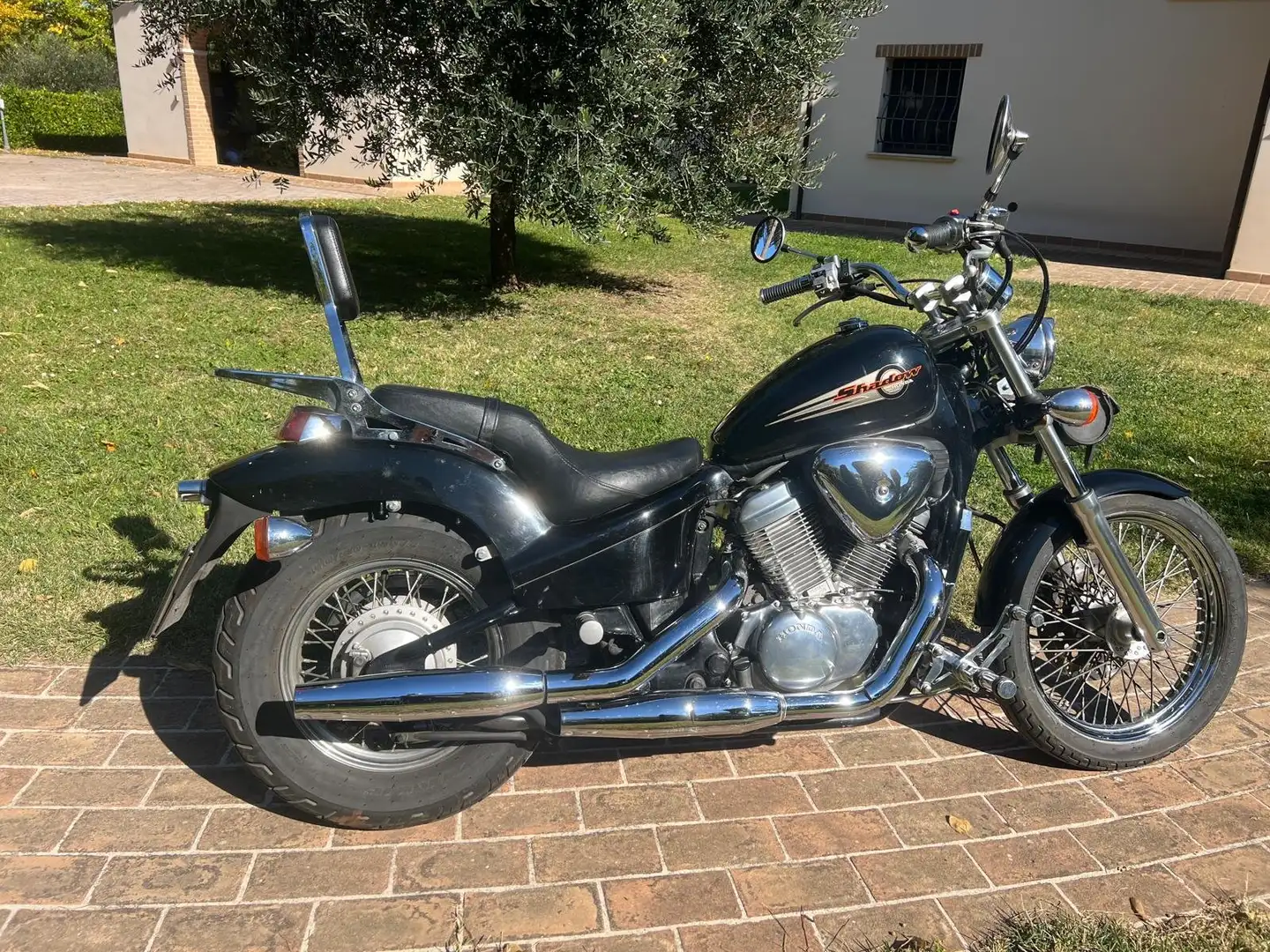 Honda Shadow 600 Noir - 2