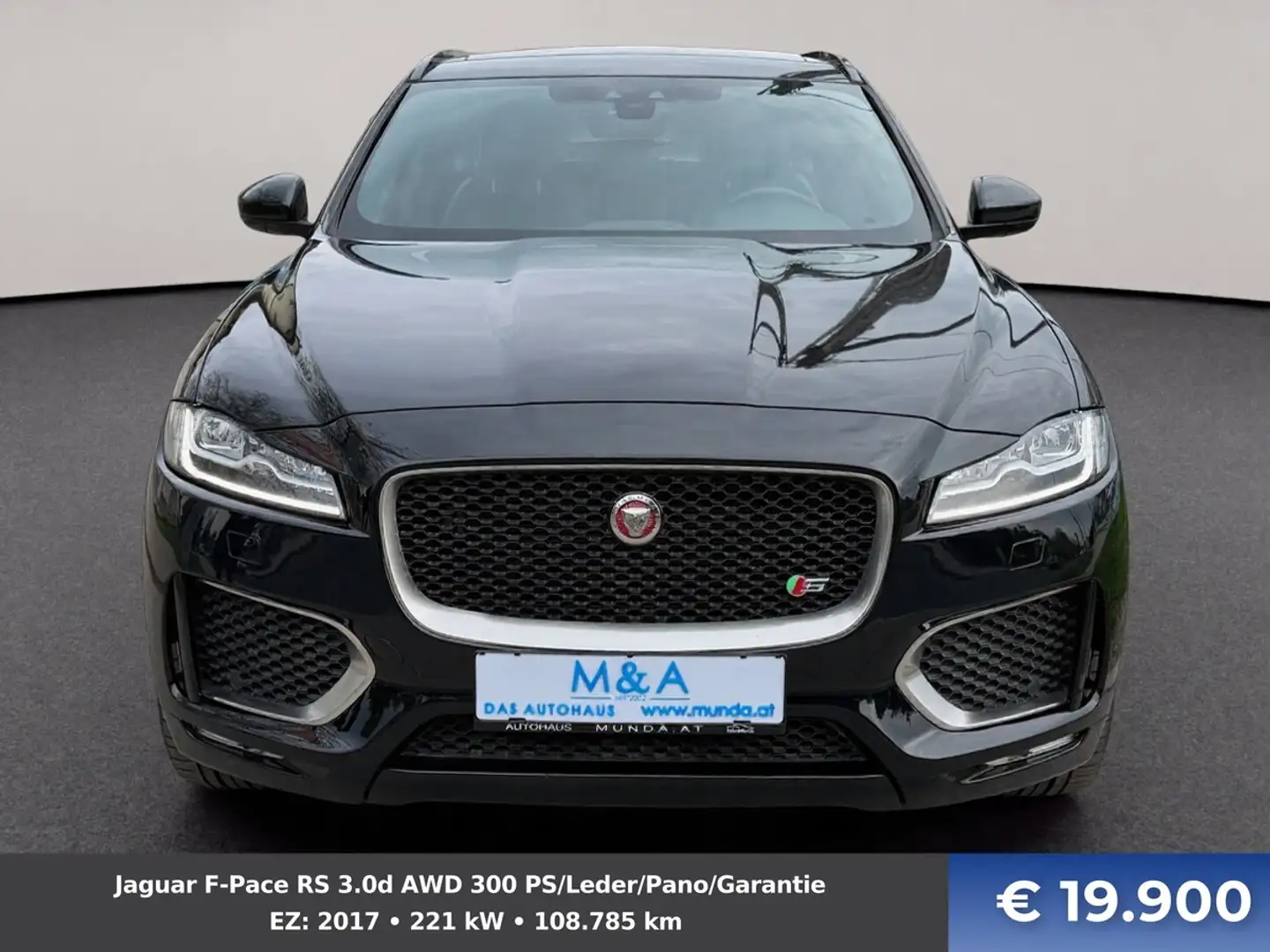 Jaguar F-Pace RS 3.0d AWD 300 PS/Leder/Pano/Garantie Schwarz - 2