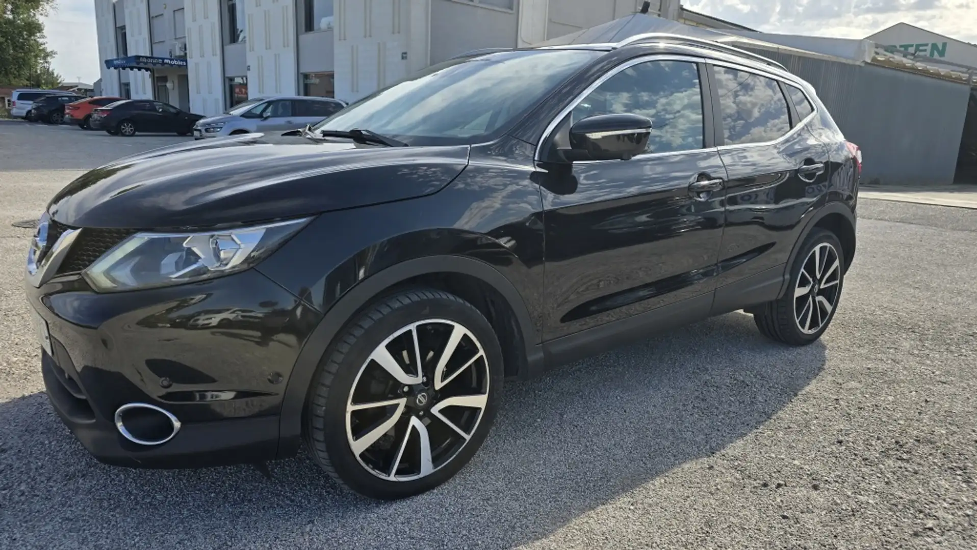 Nissan Qashqai 1.6dCi Visia 4x2 XTronic Negro - 2