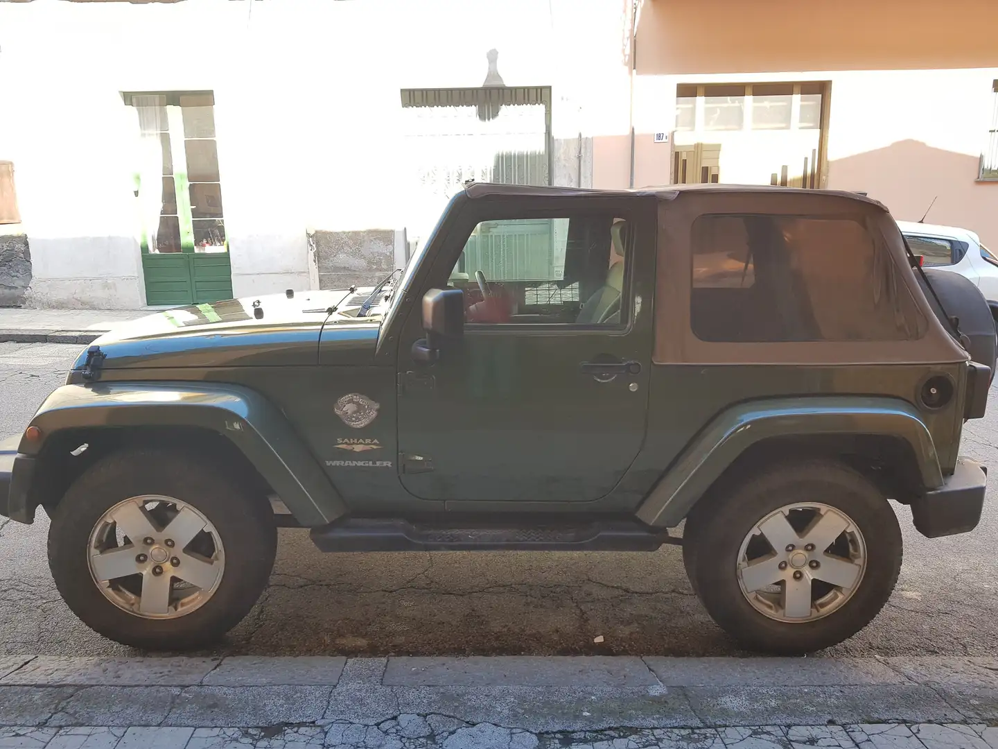 Jeep Wrangler Wrangler 3p 2.8 crd Sahara auto dpf Verde - 1