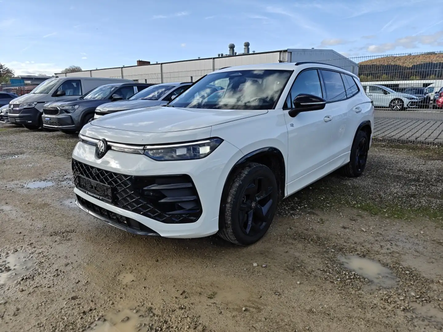 Volkswagen Tayron 2.0 TDI DSG 4Motion R-Line Pano, AHK Weiß - 2