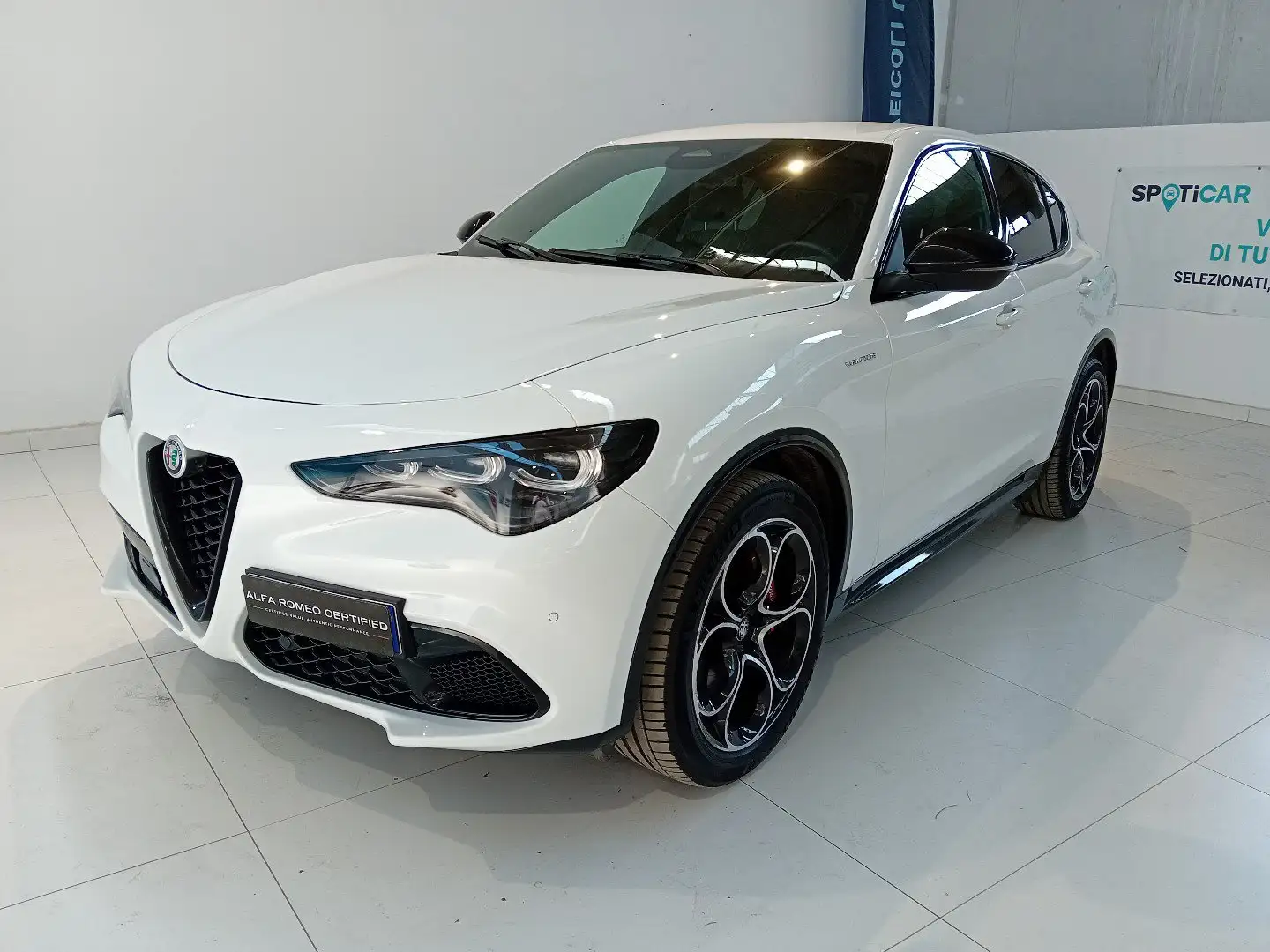 Alfa Romeo Stelvio 2.2 Turbodiesel 210 CV AT8 Q4 Veloce Blanc - 1