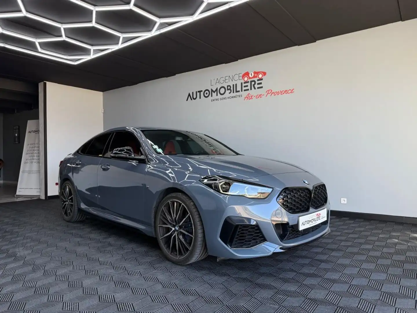 BMW 235 M235i Coupé F44 – M Sport xDrive Grau - 1